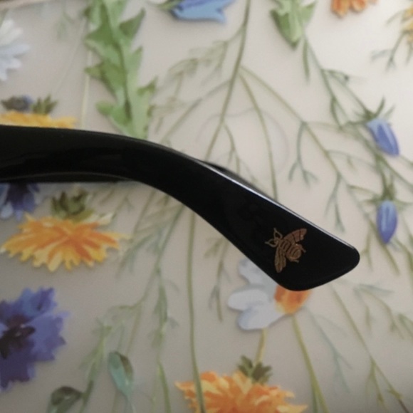 Gucci Round-frame acetate sunglasses with Stars